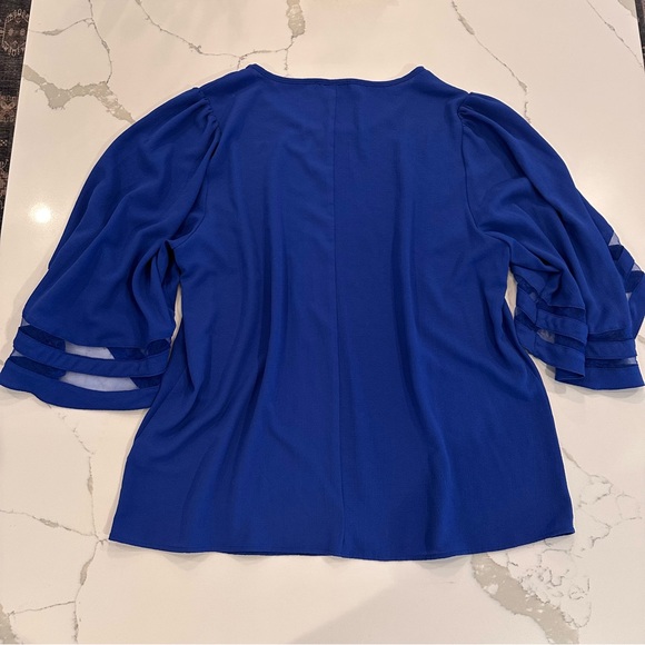 Umgee Womens Mesh Burnout Bell Sleeve Top Size 2XL Royal Blue Sheer Boho Flowy - Picture 4 of 9